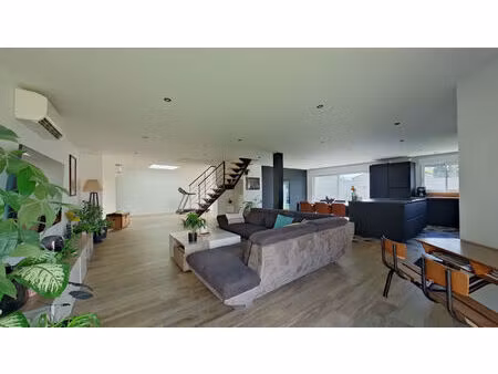 achat maison 6 pièces 215m²