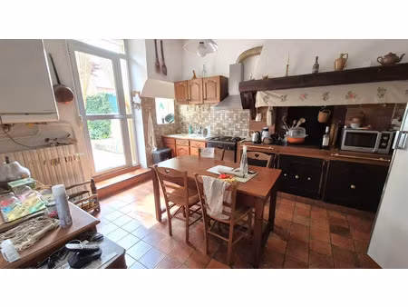 vente maison 8 pièces 155 m² à homps (11200)  195 000 €