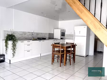 location appartement 3 pièces 76 m² à saint-priest (69800)