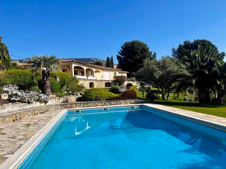 vente divers ollioules (83190)