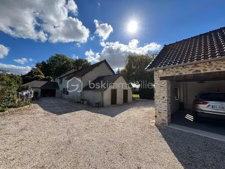 maison de 250 m² à saint-denis-les-rebais