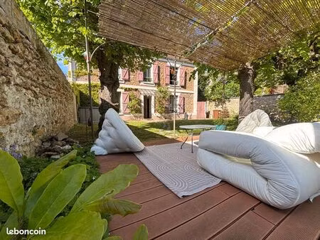 maison 7 pièces 155 m²