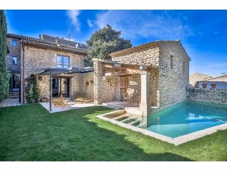 maison de 6 pièces de luxe en vente à goult  provence-alpes-côte d'azur