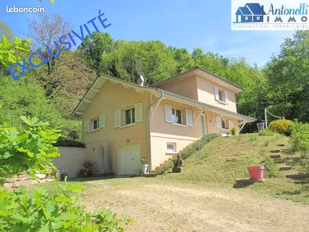 villa 6 pièces 152 m²