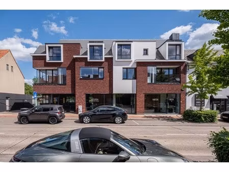 luxe kantoorruimte te koop in centrum ‘s-gravenwezel