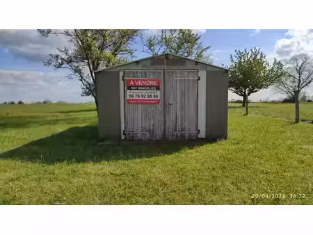 terrain constructible avec garage.