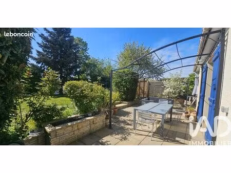 maison familiale 6 pièces 102 m²