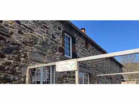 vente maison 6 pièces 173 m² laurie (15500)