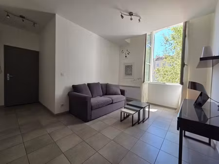 appartement 1 pièce - 27 m²