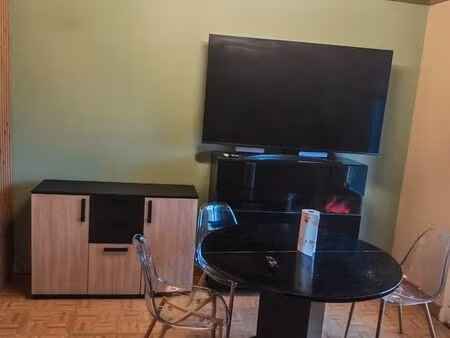 f3 1er étage avec balcon