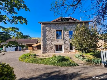 maison en pierre 150m²