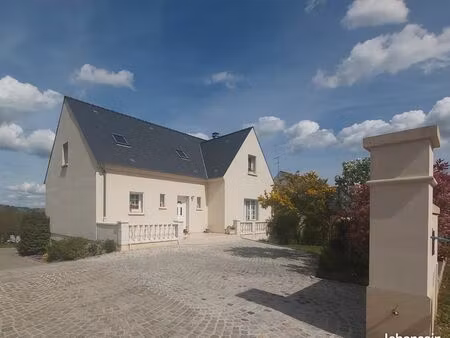 maison 7 pièces 180 m²