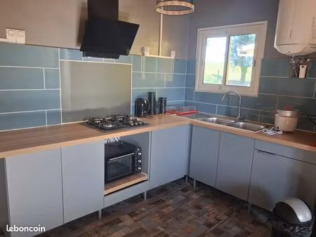 a louer t3 dans les hauts de sainte suzanne