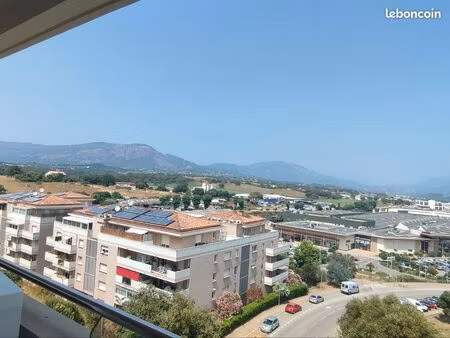 magnifique appartement loué à l'année scolaire