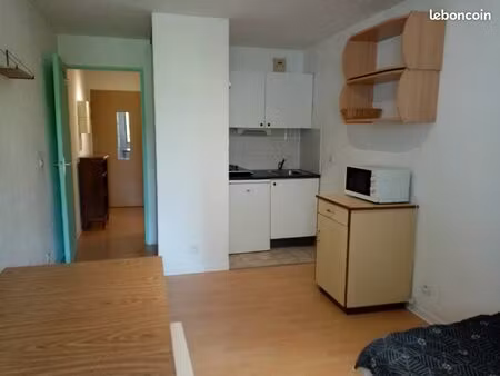 studio face de la gare 20m2