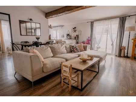 immeuble avec deux lots et grand garage