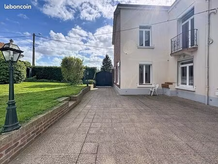 maison 7 pièces 168 m²