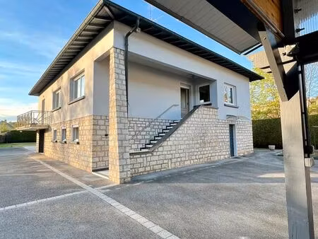 maison familiale 125 m² – piscine & grande terrasse – grand terrain – atelier – école à 20