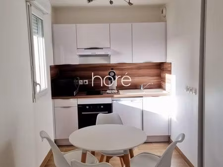 studio 1 pièce 32 m²