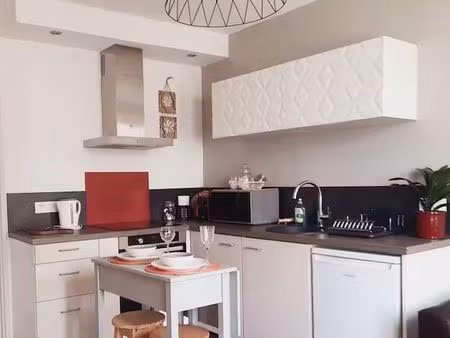 t2 27 3 m2 - meublé et équipé - 530 charges comprises