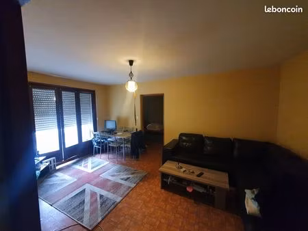 f2 porte saint pierre