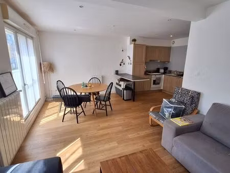 appartement t2 bis | 52m² | parking | breucq-sart