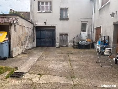 place de parking à louer