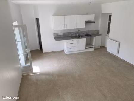 location maison 2 chambres saint fulgent