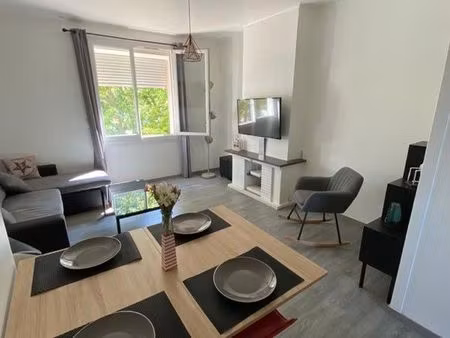 juin à septembre appartement t3