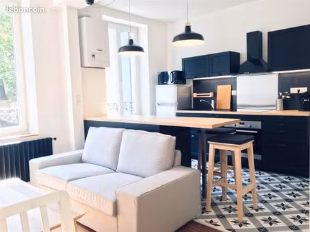 ? f3 meublé haut de gamme avec jardin – arrêt trolley mon desert à 50m