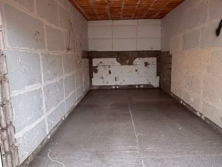 garage à louer – disponible immédiatement