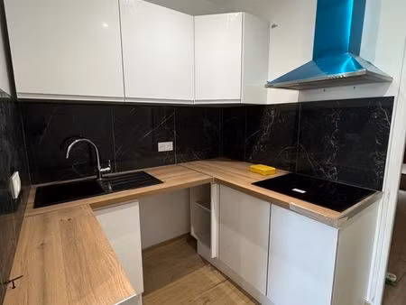 studio entièrement rénovée  meublée à 30 minutes de la gare saint lazare et à 15 minutes d