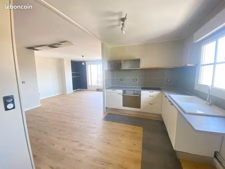 location appartement t3 80 m² avec terrasse à saint-laurent blangy