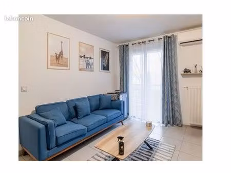 joli f2 meublé 47m2 avec balcon