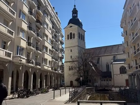 cave ~ 9m2 saine hyper centre annecy