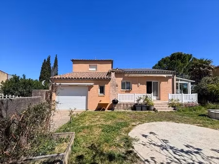 maison de 6 pièces de 145 m² à gignac