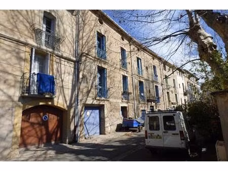 pézenas immeuble de rapport de 6 appartements avec un immense grenier. garage et petit...