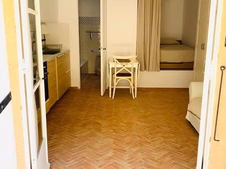 charmant studio à saint marc jaumegarde