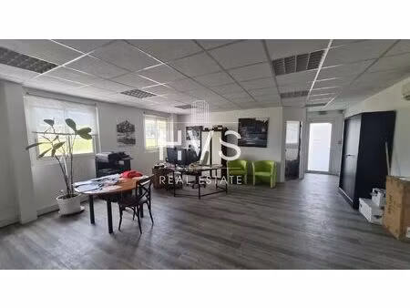 location local professionnel 150m² bouc bel air 13320