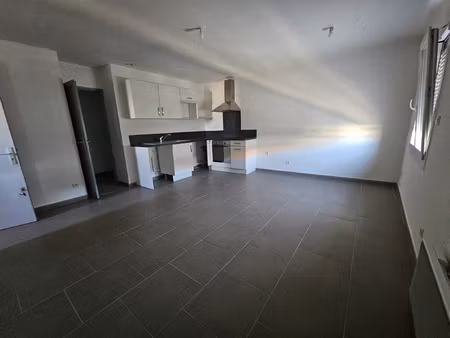 location appartement 1 pièce 35m² arles 13200