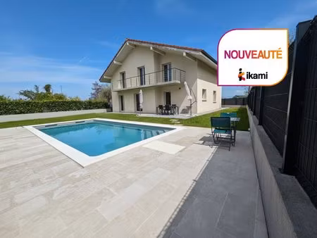 maison familiale avec piscine