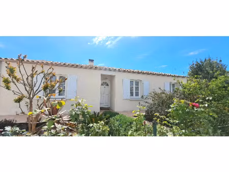 vente maison 4 pièces 96 m² rochefort (17300)