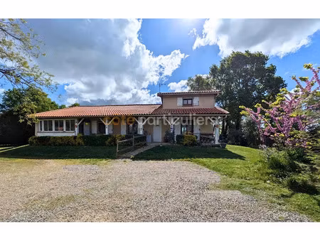 vente maison 4 pièces 116 m² à la ville-dieu-du-temple (82290)  247 900 €
