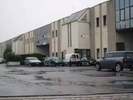 location local d’activités gennevilliers 92230 414m²