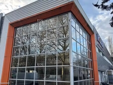location local d’activités le blanc-mesnil 93150 2264m²