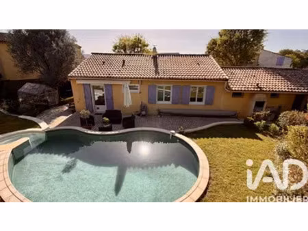 maison à pertuis (84120)