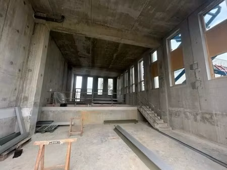 location local d'activités 82 m² à 1 140 m²