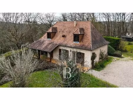 à proximité de périgueux – maison périgourdine – environnement discret et préservé