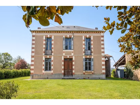 vente maison 6 pièces 140 m² à castelnau-magnoac (65230)  240 000 €