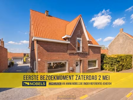 commercieel te koop in zulte met 3 slaapkamers